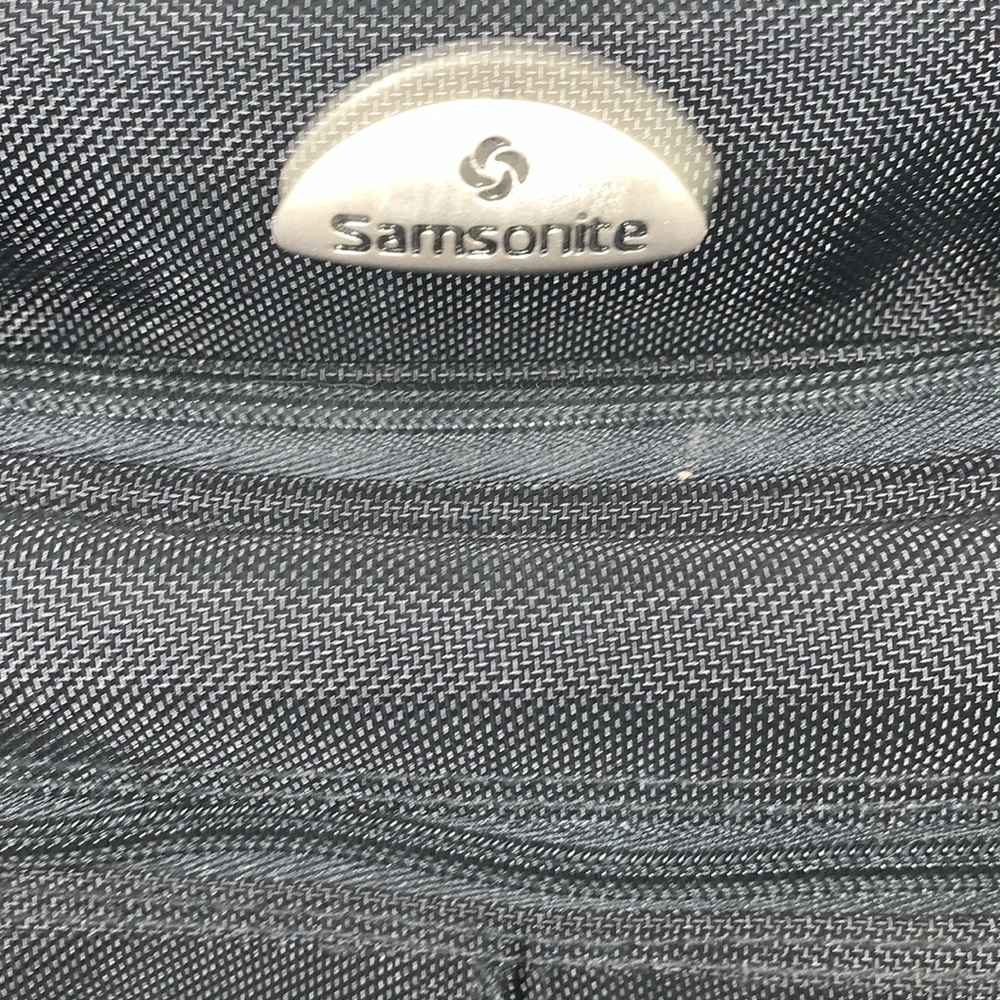 EUC Samsonite carry-on/laptop/briefcase excellent used condition, black. - Picture 3 of 17